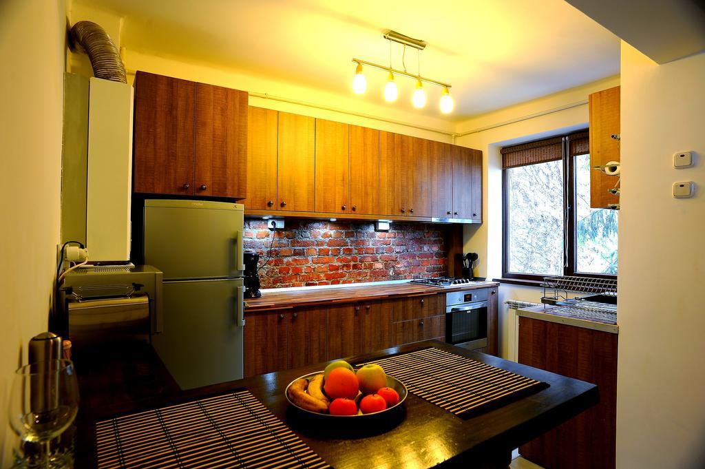 Apartament Downtown Kolozsvár Szoba fotó